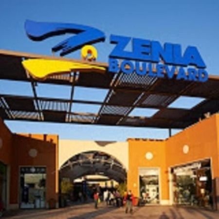 Casa La Zenia Elite Townhouse With Shared Pool And 10 Minutes Walk To Beach Villa Orihuela Exteriör bild