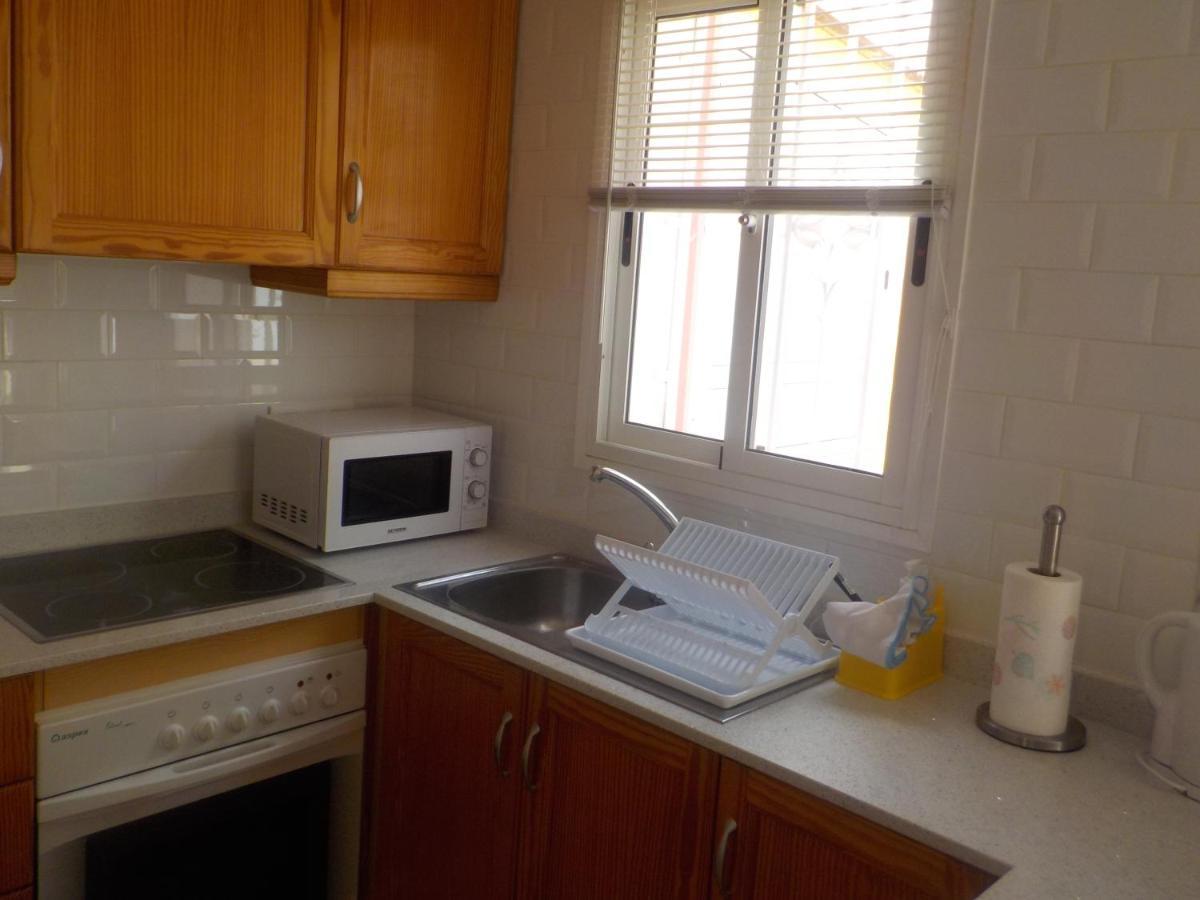 Casa La Zenia Elite Townhouse With Shared Pool And 10 Minutes Walk To Beach Villa Orihuela Exteriör bild