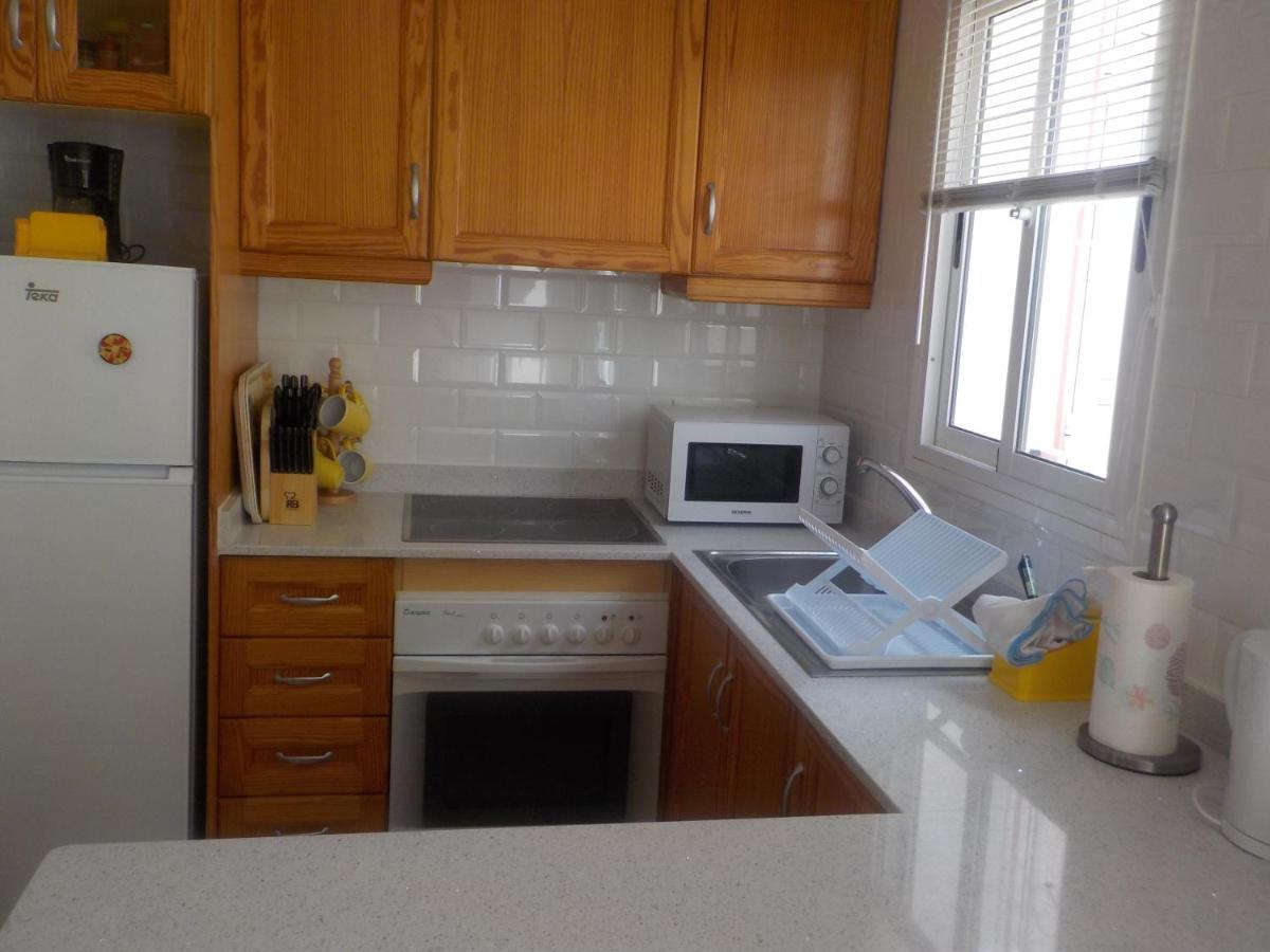 Casa La Zenia Elite Townhouse With Shared Pool And 10 Minutes Walk To Beach Villa Orihuela Exteriör bild
