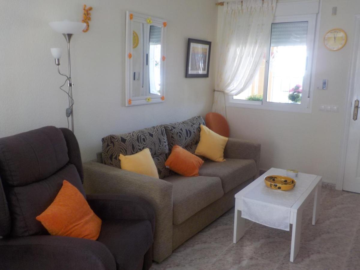 Casa La Zenia Elite Townhouse With Shared Pool And 10 Minutes Walk To Beach Villa Orihuela Exteriör bild